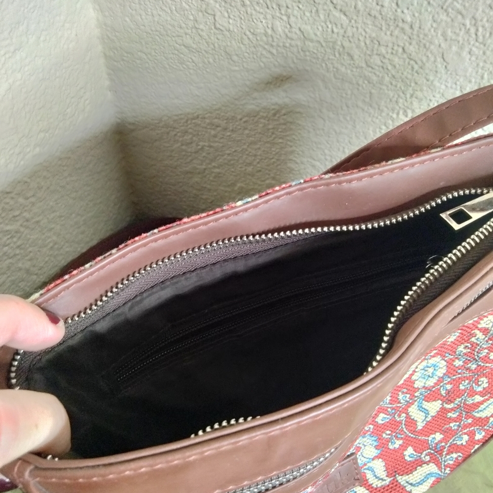 Zouk Handbag - Picture 6 of 6